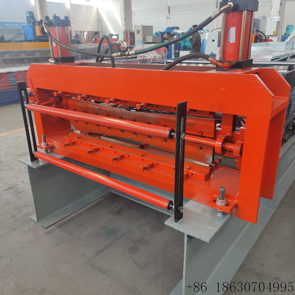 4.	Heavy duty double layer trapezoidal glazed tile roll former