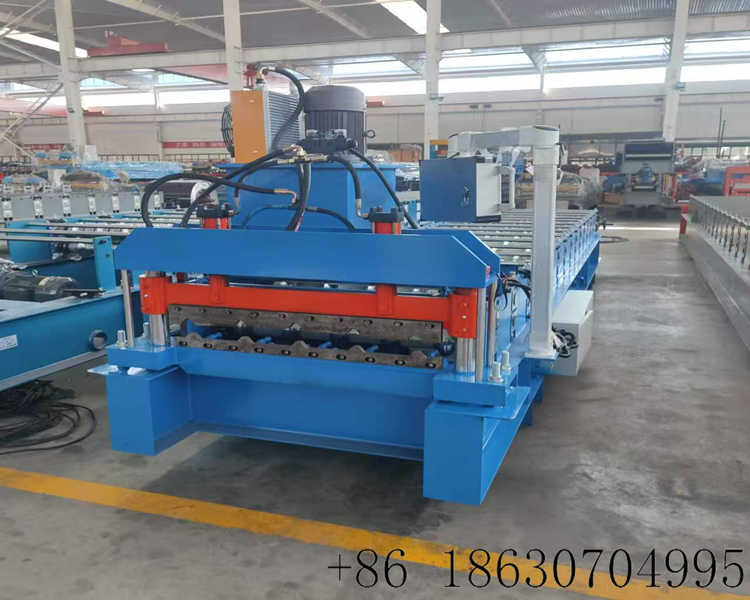 3.Fully automatic 820mm trapezoidal metal panel roll former