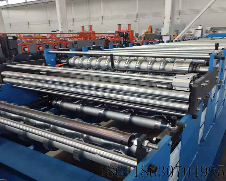 5.Multi-functional double layer metal roof panel making machine