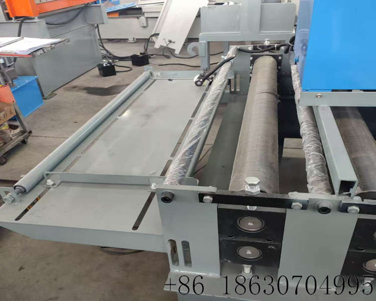 3.Automatic metal sheet straightening slitting cutting machine