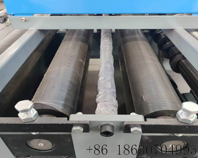 4.Color steel galvanized coil straightening slitting machine
