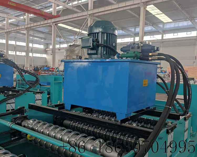Automatic arc metal roof panel forming machinery