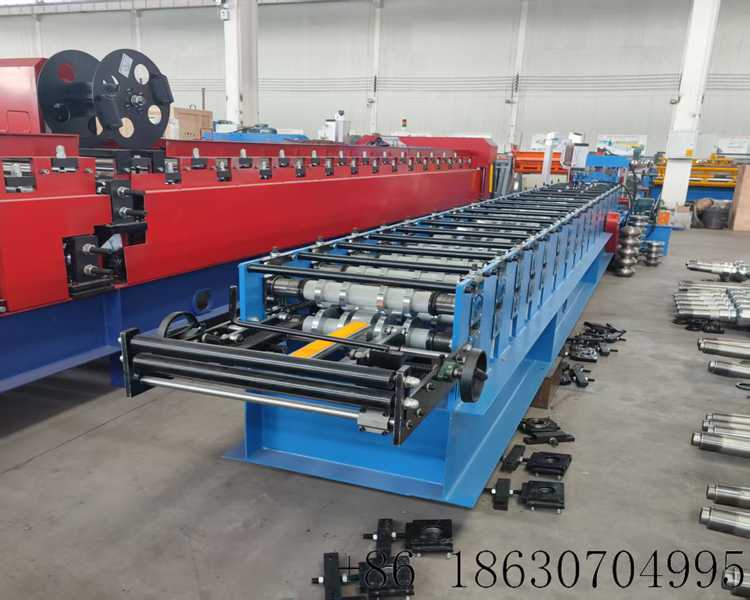 Hebei Xinnuo automatic ridge tile making machine for steel structure