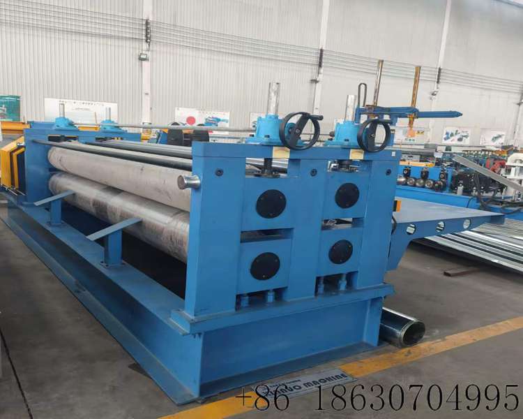 Cylindrical barrel forming machine for construction metal workpiece