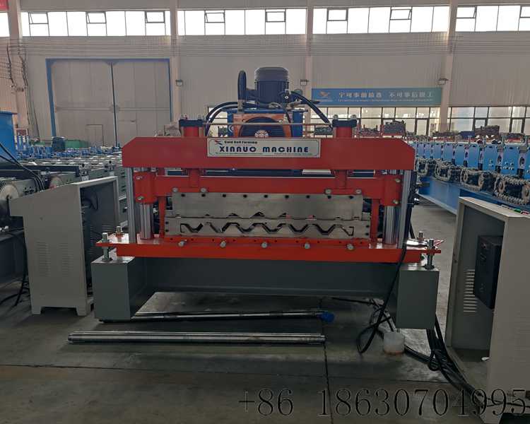 Hebei Xinnuo 840 IBR roof sheet forming machine