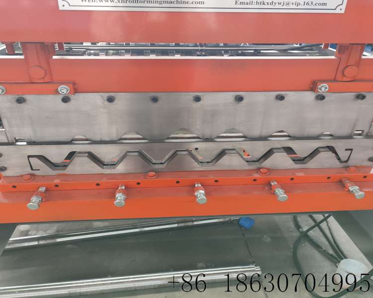 4.Industrial 840 IBR making machine for construction roofing