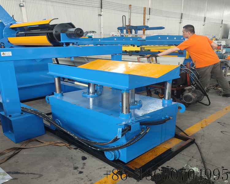 1.10 Ton Hydraulic Uncoiler with Car Hebei Xinnuo Roll Forming Machine