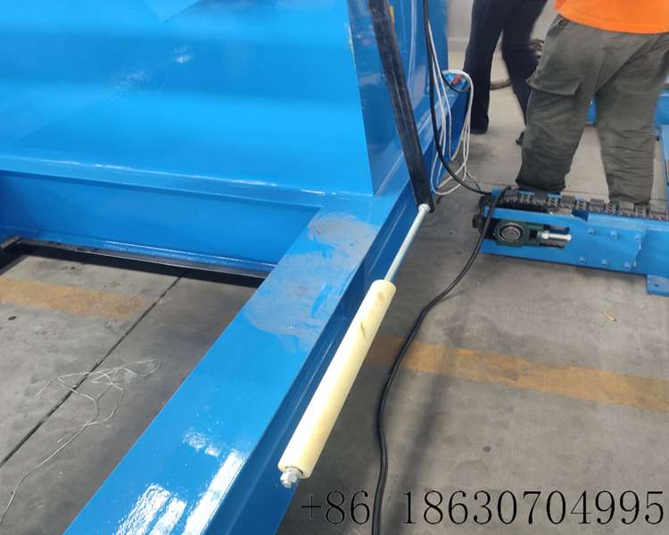 3.Metal Coil 10 Ton Hydraulic Uncoiler Machine With Transport Car