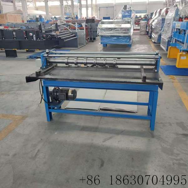Hebei Xinnuo simple metal slitting machine, automatic steel sheet dividing equipment for color steel coil processing