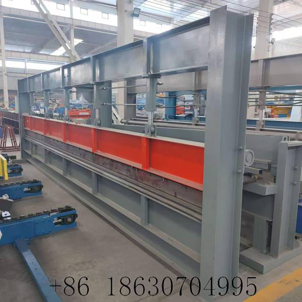 1.Hydraulic bending machine for metal sheet processing