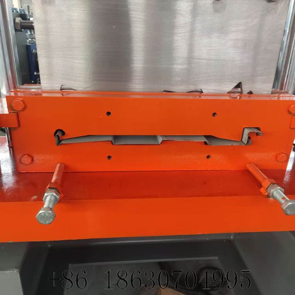 373mm wall panel forming machine for building cladding