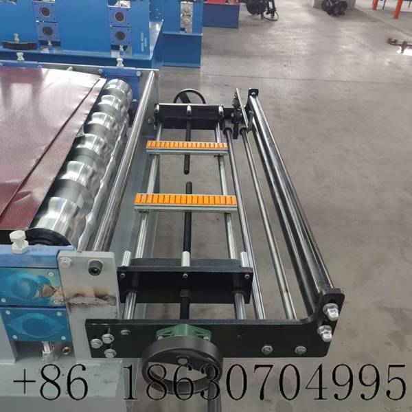 Automatic feeding platform for 800 antique glazed tile making machine