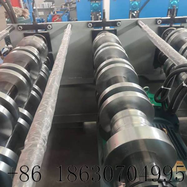 820 Floor Deck Forming Machine Roller Wheel System for High-Speed Metal Deck Production
