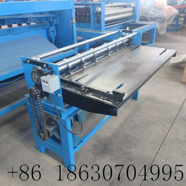 Whole structure of steel coil slitting machine
