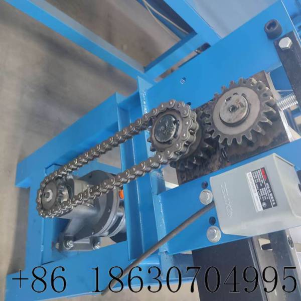 Transmission chain of metal slitting machine