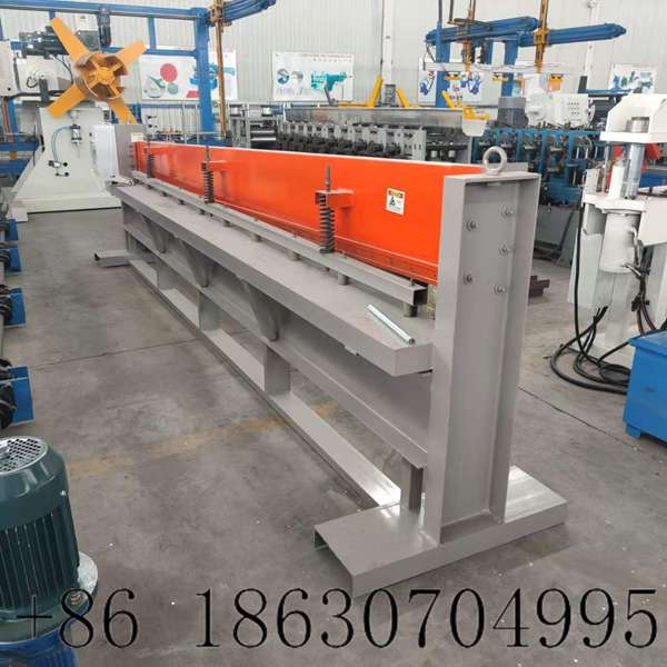 Whole complete view of 4m hydraulic shearing machine