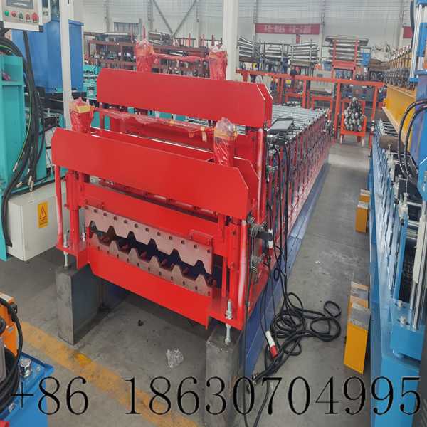 Main body of double deck roll forming machine