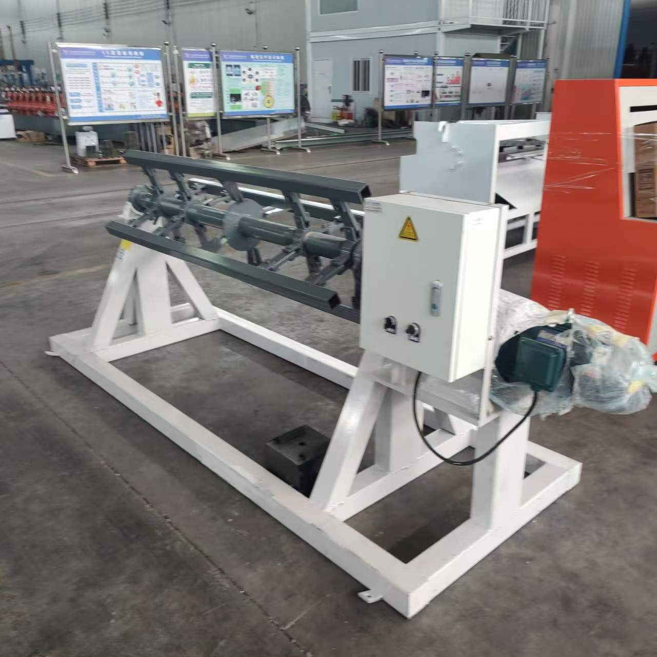 Whole set automatic electric decoiler machine