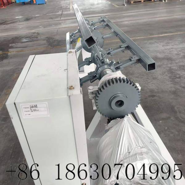 Mandrel core of decoiler