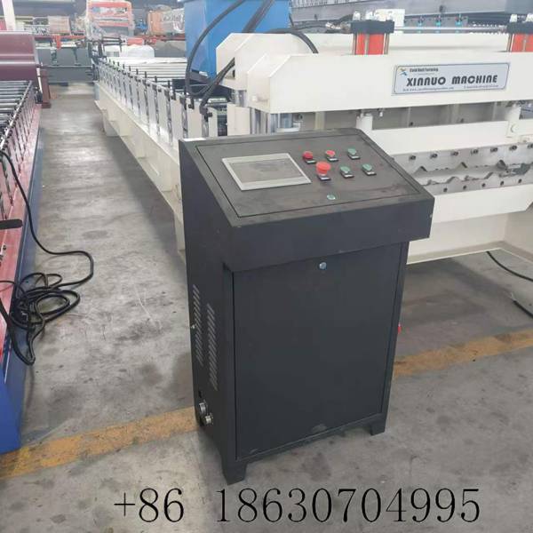 IP54-rated electrical control cabinet with Siemens PLC, touch screen HMI, and moisture-proof sealed enclosure for tropical high-humidity environments