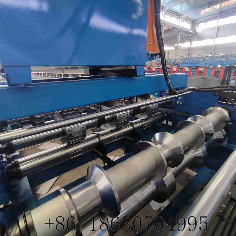 Forming rollers of the 1000 roof sheet machine