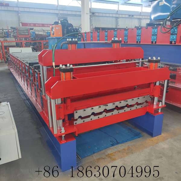 Front view of the double layer roof panel forming machine