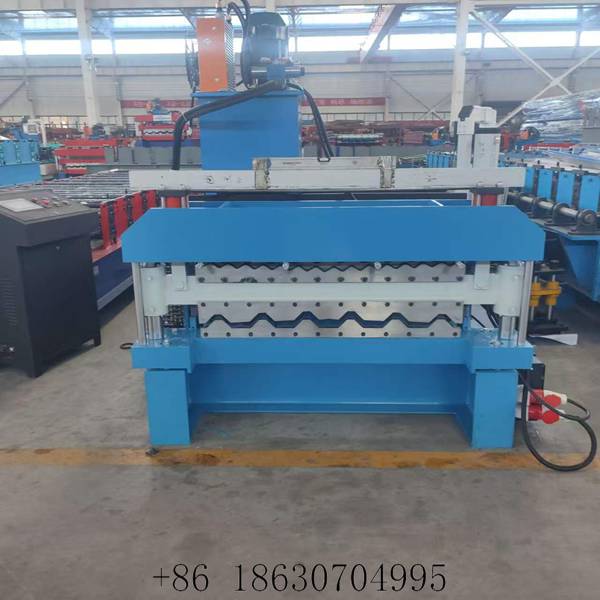 Front view of the Brazil double layer roofing machine