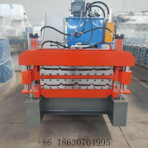 Front view of the 840+900 double layer forming line