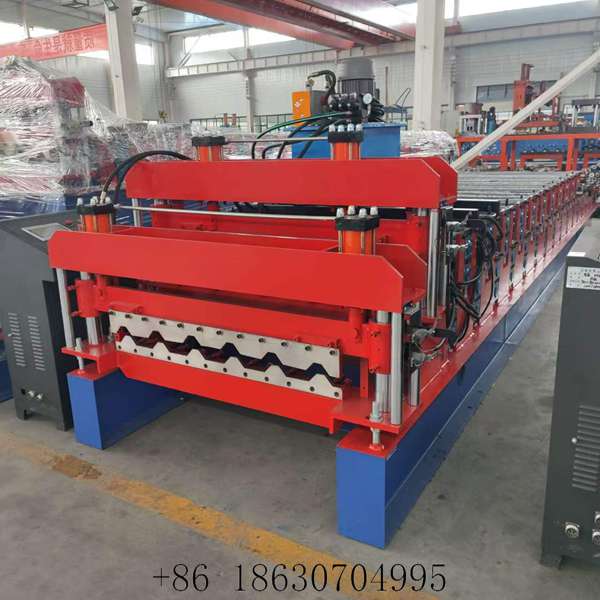 Front view of the dual profile roofing machine