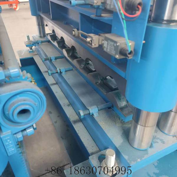 Pitch-stamping die of the antique glazed tile machine