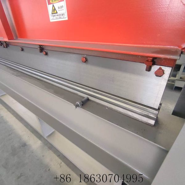Precision bending die of the 4m hydraulic bending machine