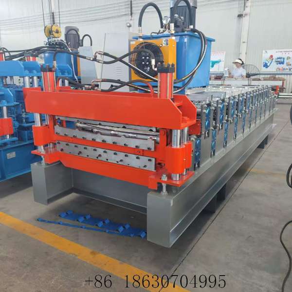 Front view of the 840+900 double layer roof panel forming machine