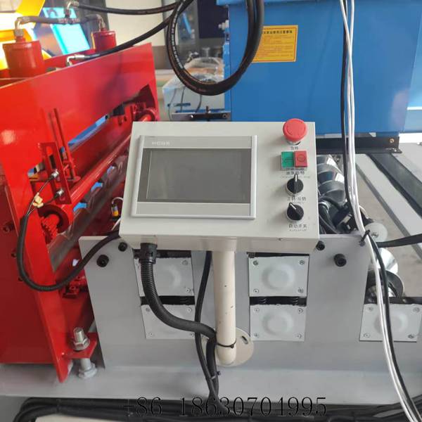 Control console of the hydraulic roof panel curving machine