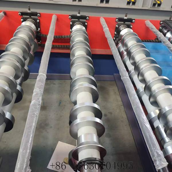 Precision forming rollers of the 980 IBR trapezoidal roof sheet forming machine for stable high-rib profiles