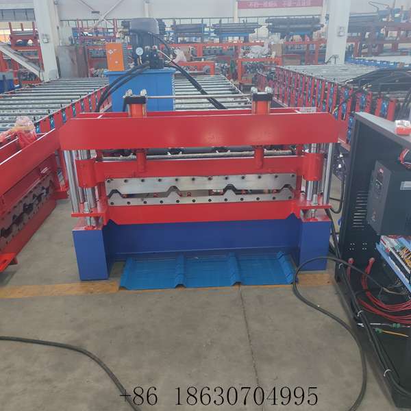 Front view of the IBR roof sheet forming machine for steel structure workshop roof and wall panels