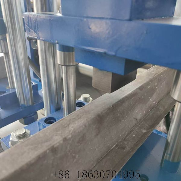 dual row keel punching station