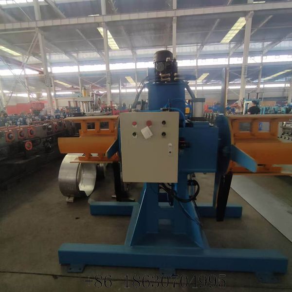Heavy-duty double head hydraulic decoiler integrated with roll forming line