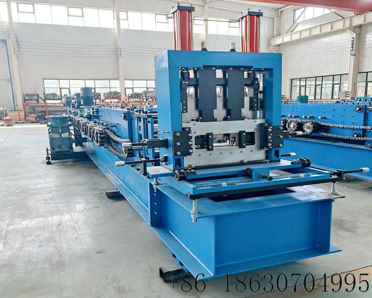 Manual adjustment automatic C purlin roll forming machine